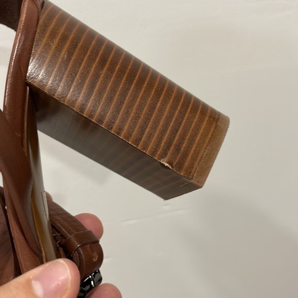 Vince Farley Ankle Wrap Block Heel Sandal in Sable 10 - Picture 10 of 10